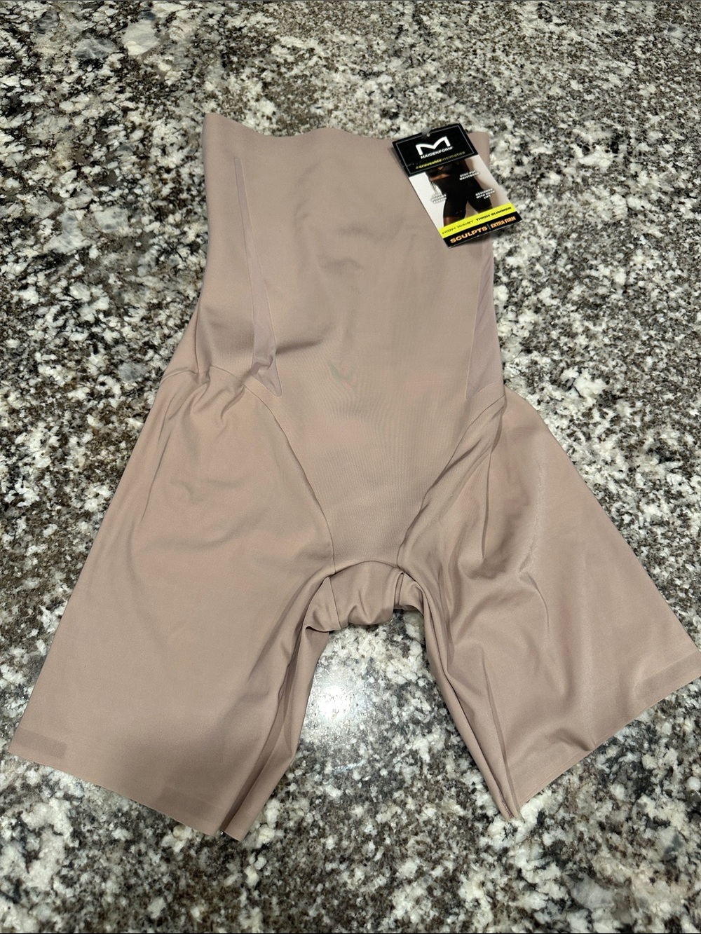 Maiden form Stay Put High Waist Thigh Slimmer Small S NEW NWT Nude